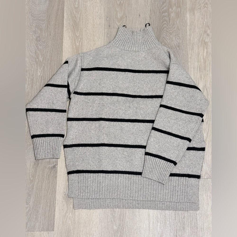 Gray Striped Men's Sweater